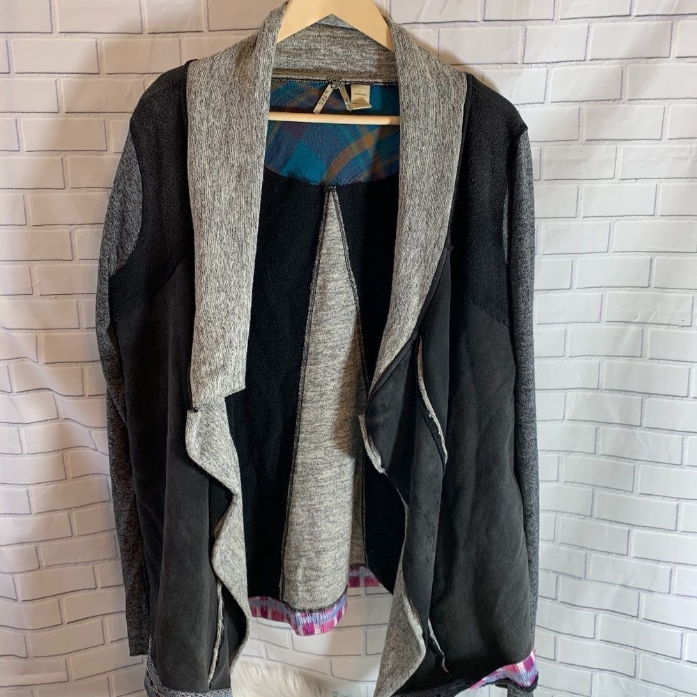 Buckle BKE Jacket Style Open Cardigan Sz L